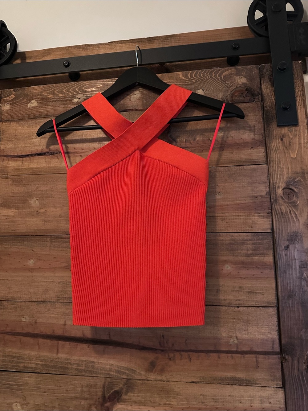 Aritzia Babaton White Cross-Back Ribbed cropped Tank Top Orange Red NWOT
